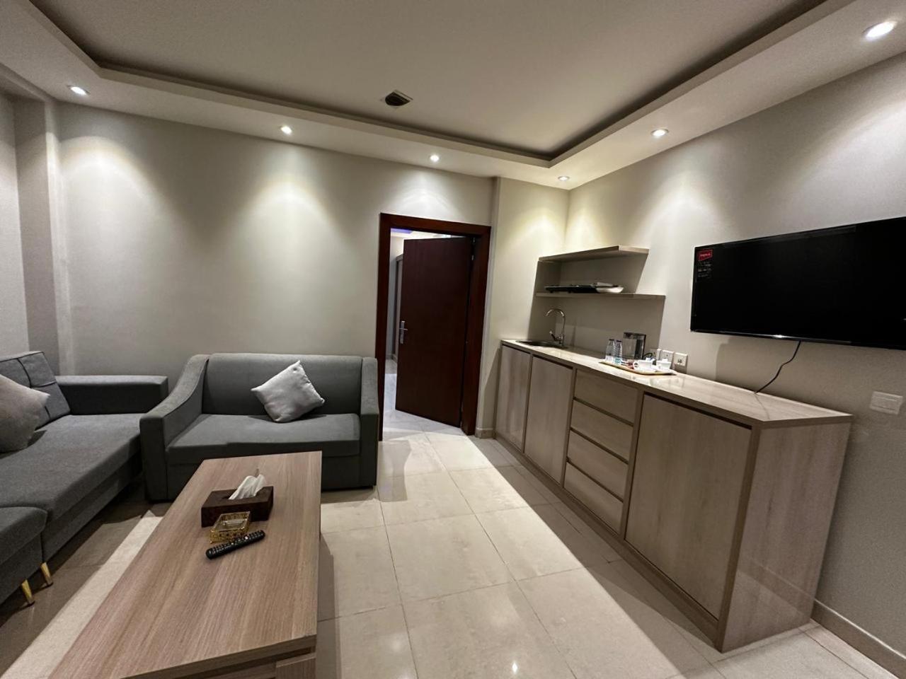 Al Sharq Hotel Ḩafar al Bāţin Buitenkant foto