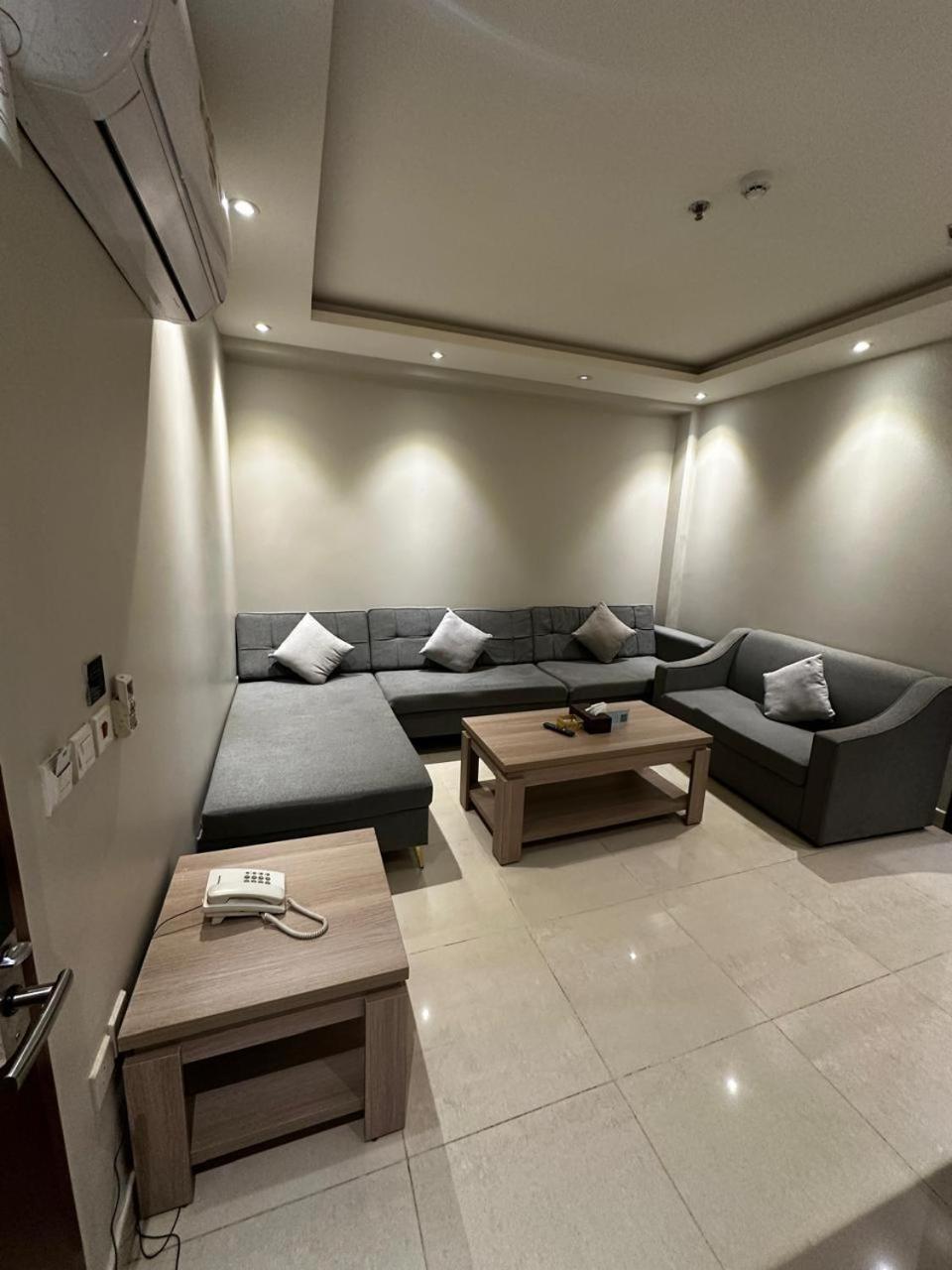 Al Sharq Hotel Ḩafar al Bāţin Buitenkant foto