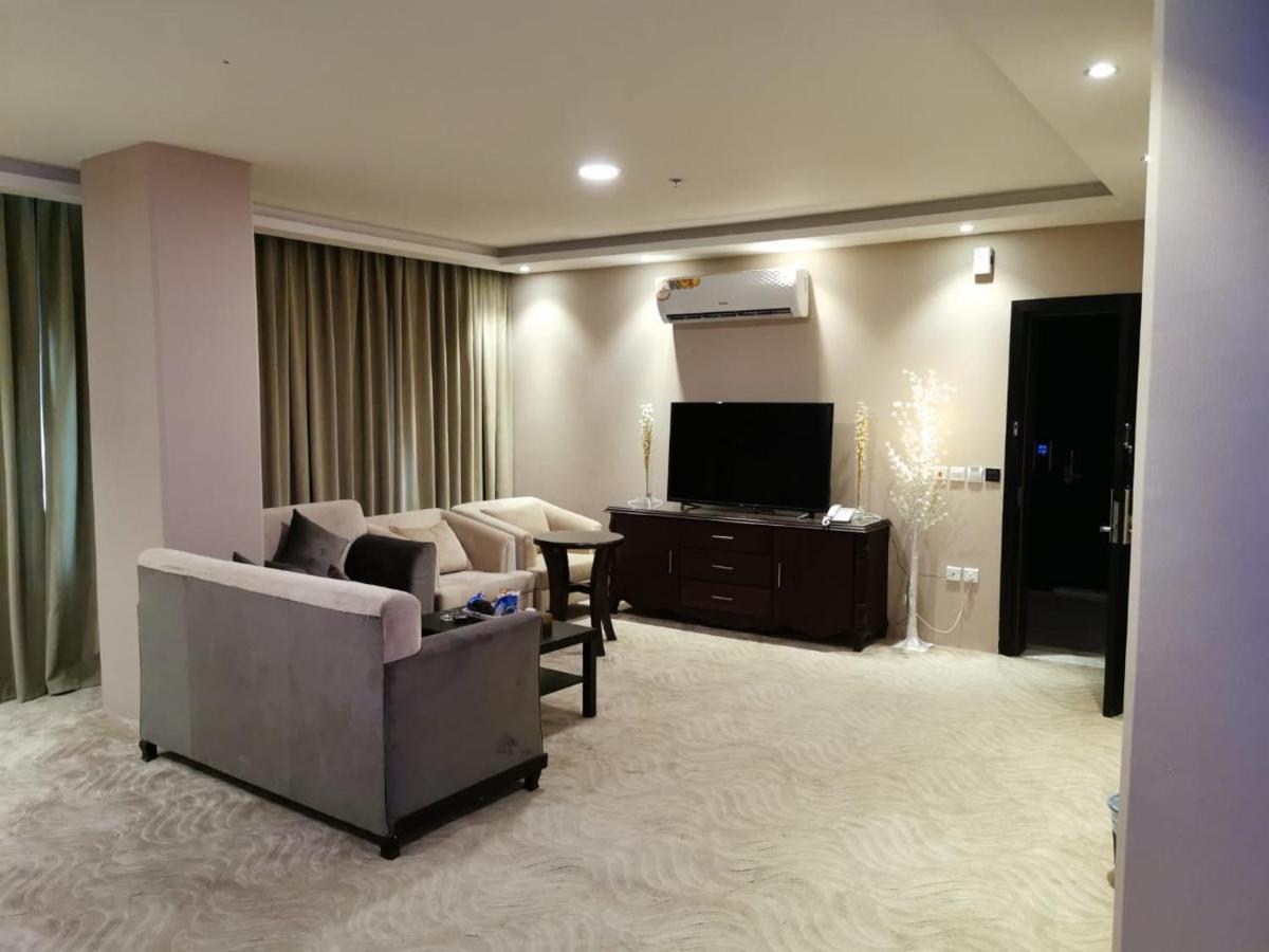 Al Sharq Hotel Ḩafar al Bāţin Buitenkant foto