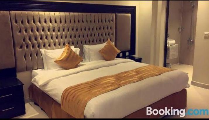 Al Sharq Hotel Ḩafar al Bāţin Buitenkant foto